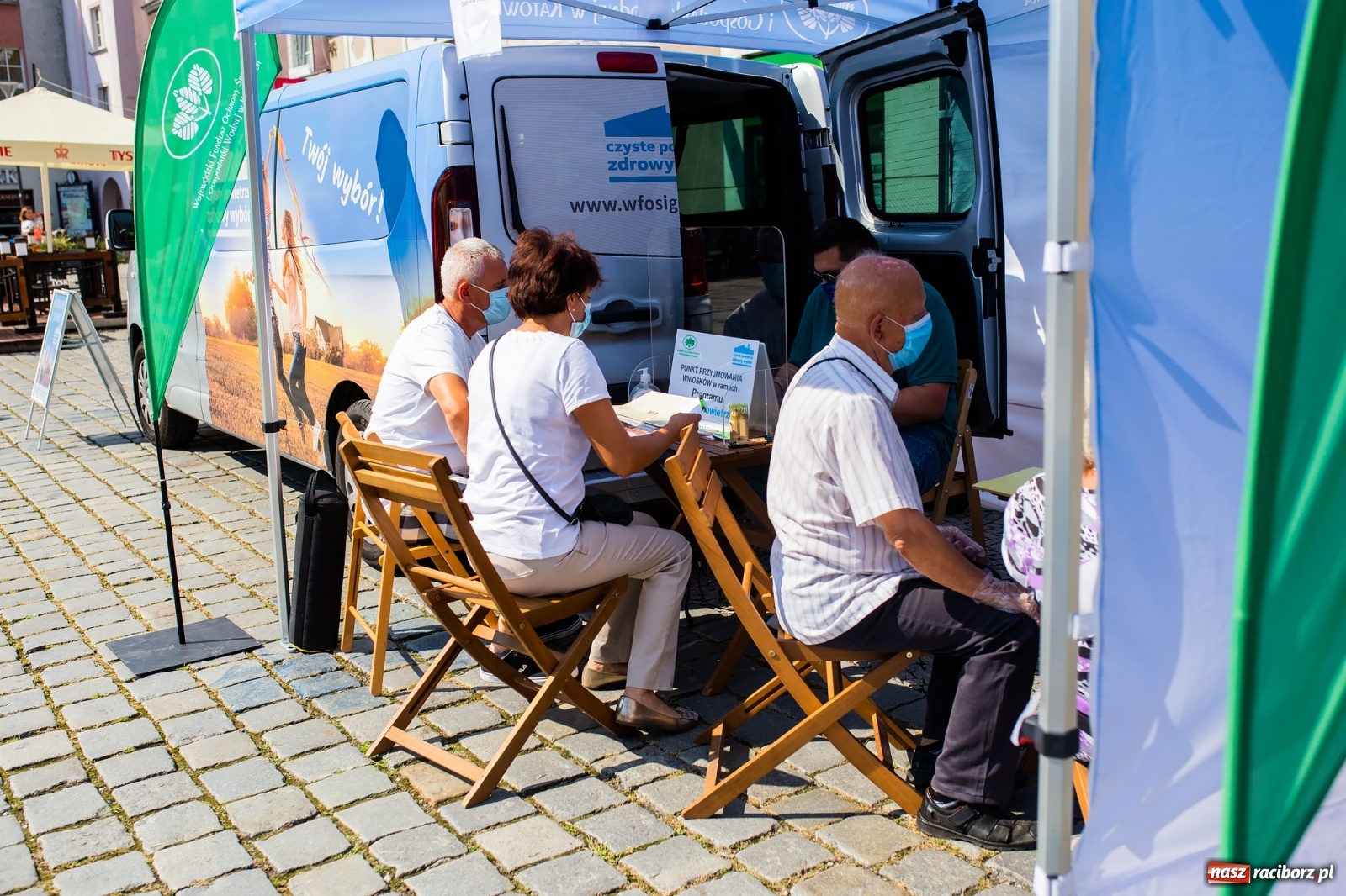Zdjęcie w galerii na portalu naszraciborz.pl: Nowości w programie Czyste Powietrze. Mobilne biuro w SRC  wiadomości z regionu