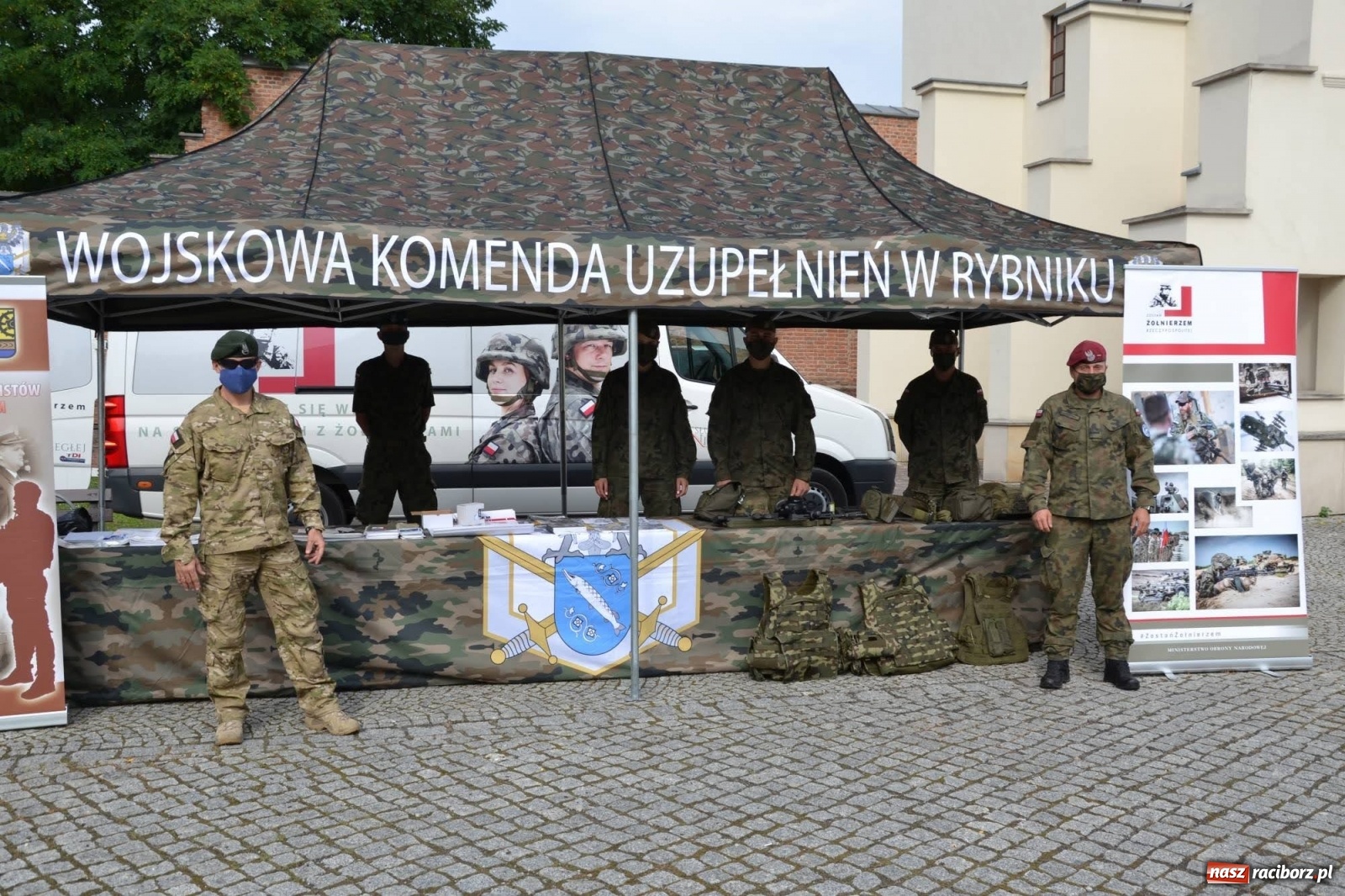 Zdjęcie w galerii na portalu naszraciborz.pl: Zostań Żołnierzem Rzeczypospolitej. Kampania na zamku  wiadomości z regionu