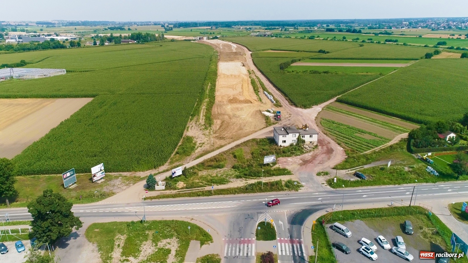 Zdjęcie w galerii na portalu naszraciborz.pl: Raport z budowy wschodniej obwodnicy. Prace postępują zgodnie z planem [15.08.2020]  wiadomości z regionu