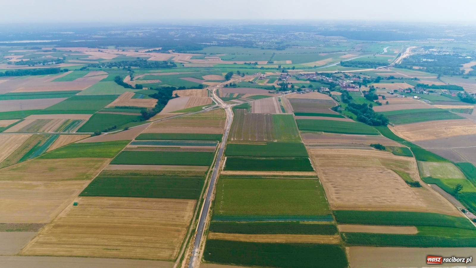 Zdjęcie w galerii na portalu naszraciborz.pl: Raport z budowy wschodniej obwodnicy. Prace postępują zgodnie z planem [15.08.2020]  wiadomości z regionu