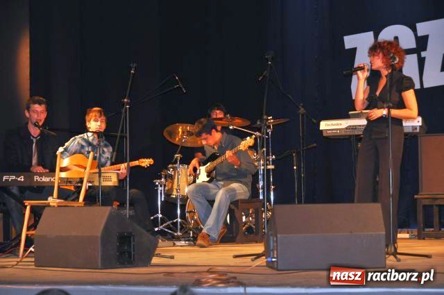 Zdjęcie w galerii na portalu naszraciborz.pl: Kabaret ZGŻYD ma 30 lat wiadomości z regionu