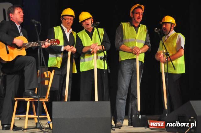 Zdjęcie w galerii na portalu naszraciborz.pl: Kabaret ZGŻYD ma 30 lat wiadomości z regionu