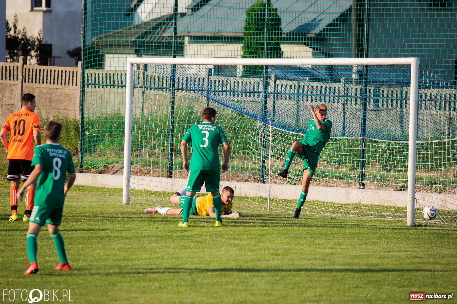 Zdjęcie w galerii na portalu naszraciborz.pl: Studzienna nie dała szans Syryni [FOTO] wiadomości z regionu
