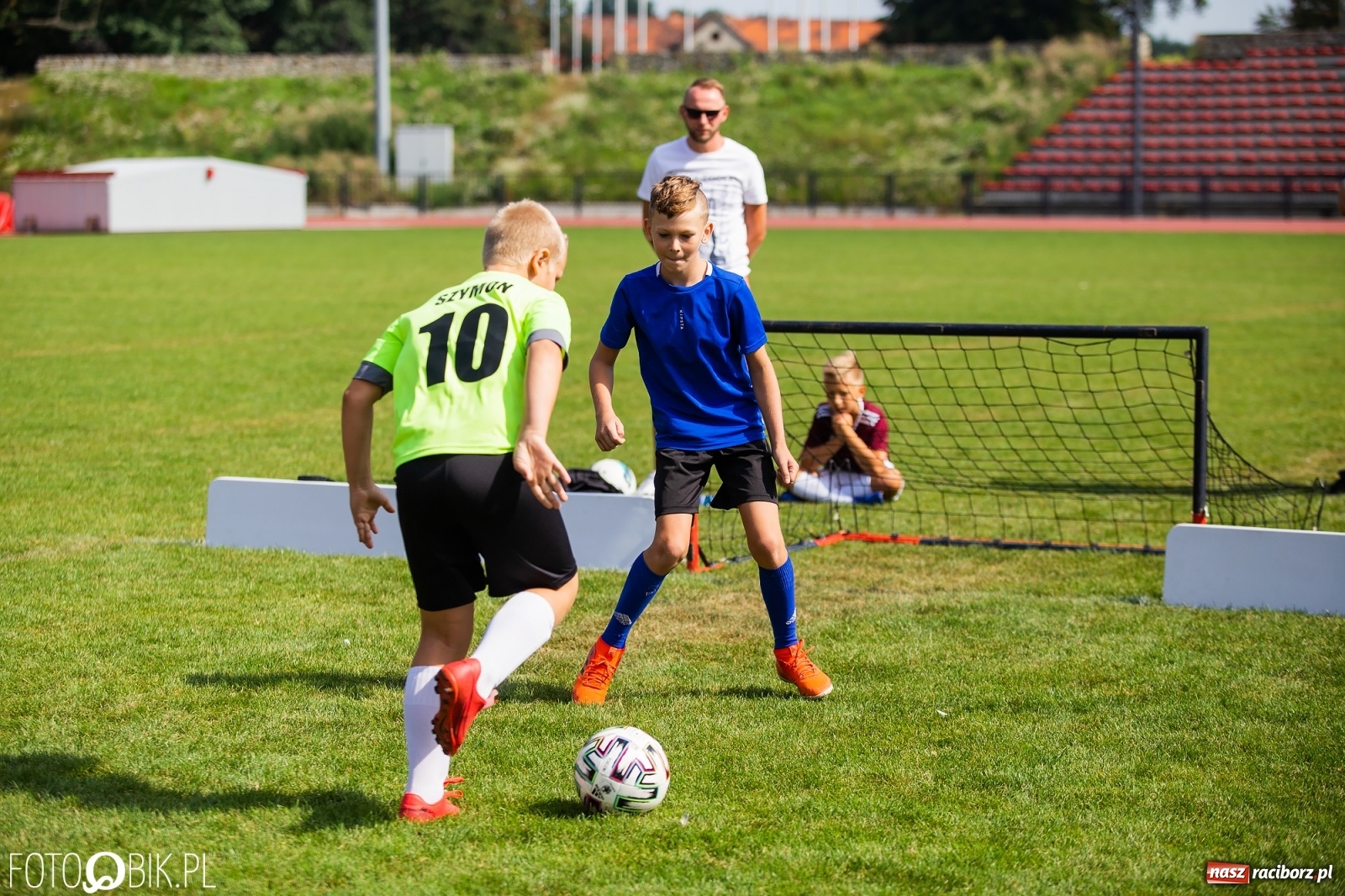 Zdjęcie w galerii na portalu naszraciborz.pl: Mistrzostwa Powiatu Raciborskiego 1 vs 1 w piłce nożnej chłopców wiadomości z regionu