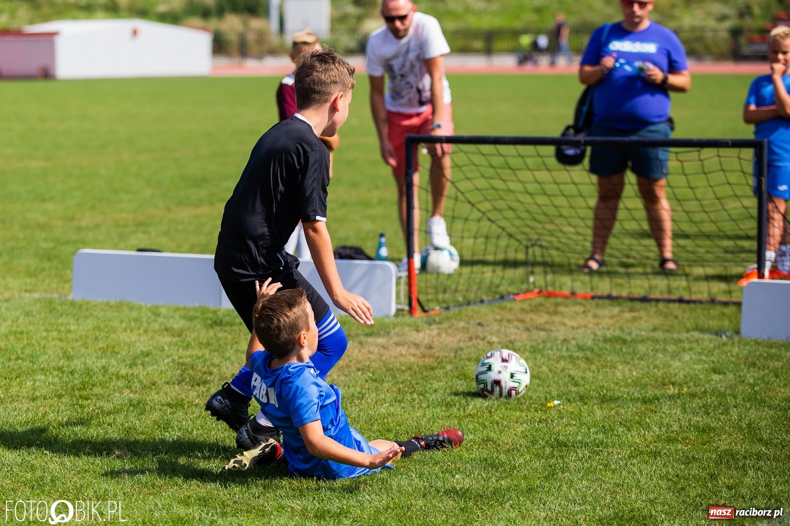 Zdjęcie w galerii na portalu naszraciborz.pl: Mistrzostwa Powiatu Raciborskiego 1 vs 1 w piłce nożnej chłopców wiadomości z regionu