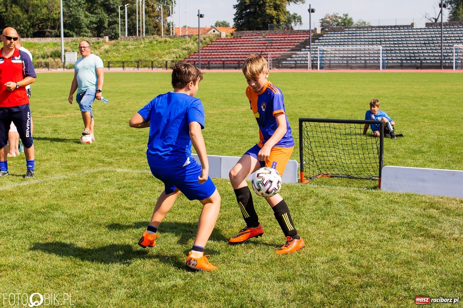 Zdjęcie w galerii na portalu naszraciborz.pl: Mistrzostwa Powiatu Raciborskiego 1 vs 1 w piłce nożnej chłopców wiadomości z regionu