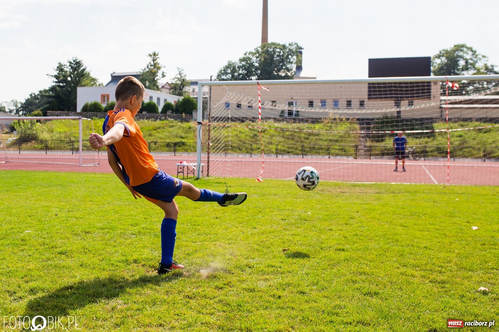 Zdjęcie w galerii na portalu naszraciborz.pl: Mistrzostwa Powiatu Raciborskiego 1 vs 1 w piłce nożnej chłopców wiadomości z regionu