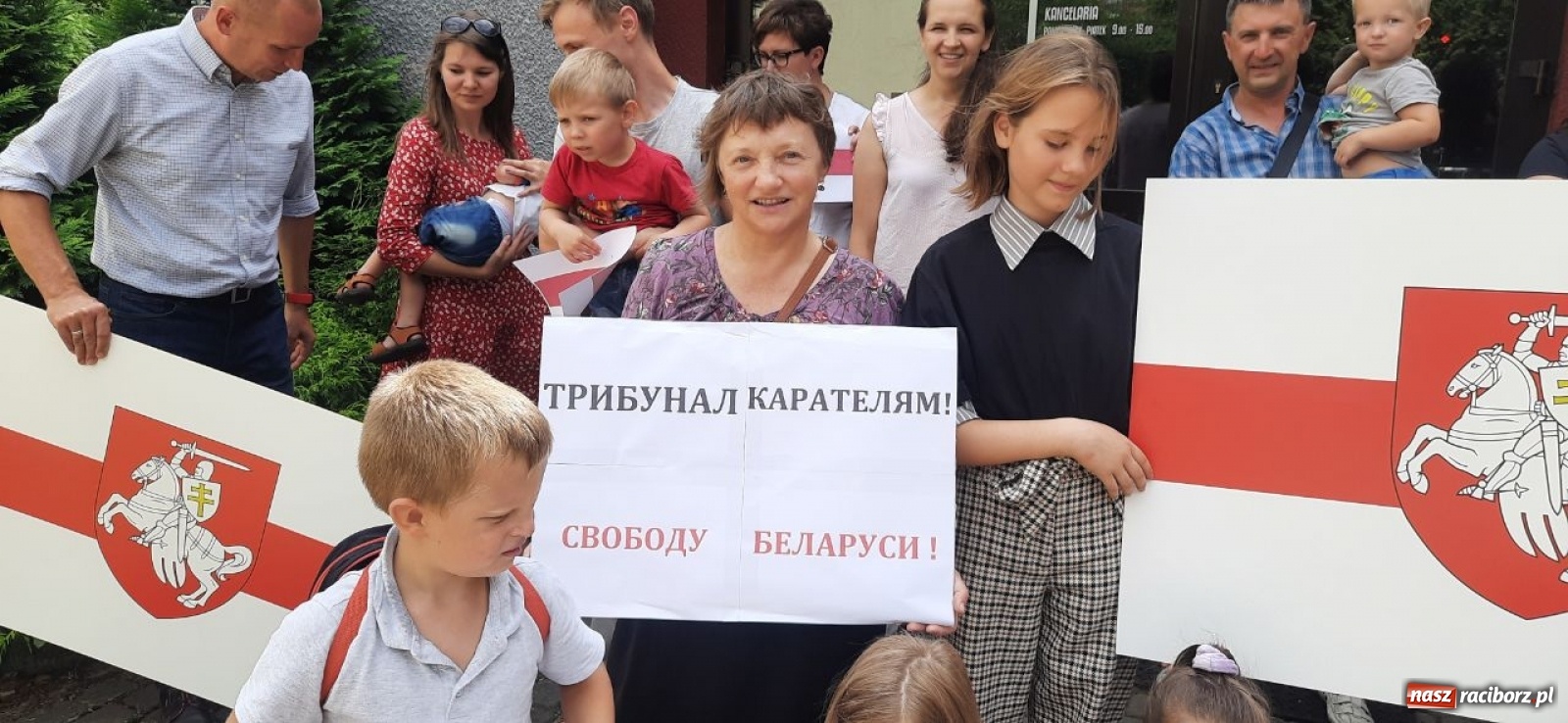 Zdjęcie w galerii na portalu naszraciborz.pl: Solidarni z Białorusią w Raciborzu  wiadomości z regionu