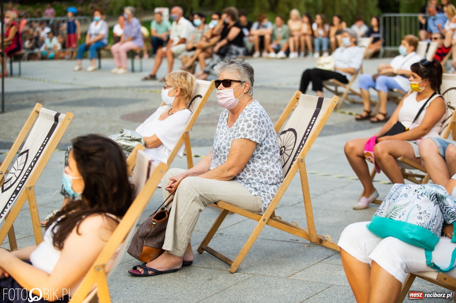 Zdjęcie w galerii na portalu naszraciborz.pl: Debiutancki koncert Janka Górki w parku Roth wiadomości z regionu
