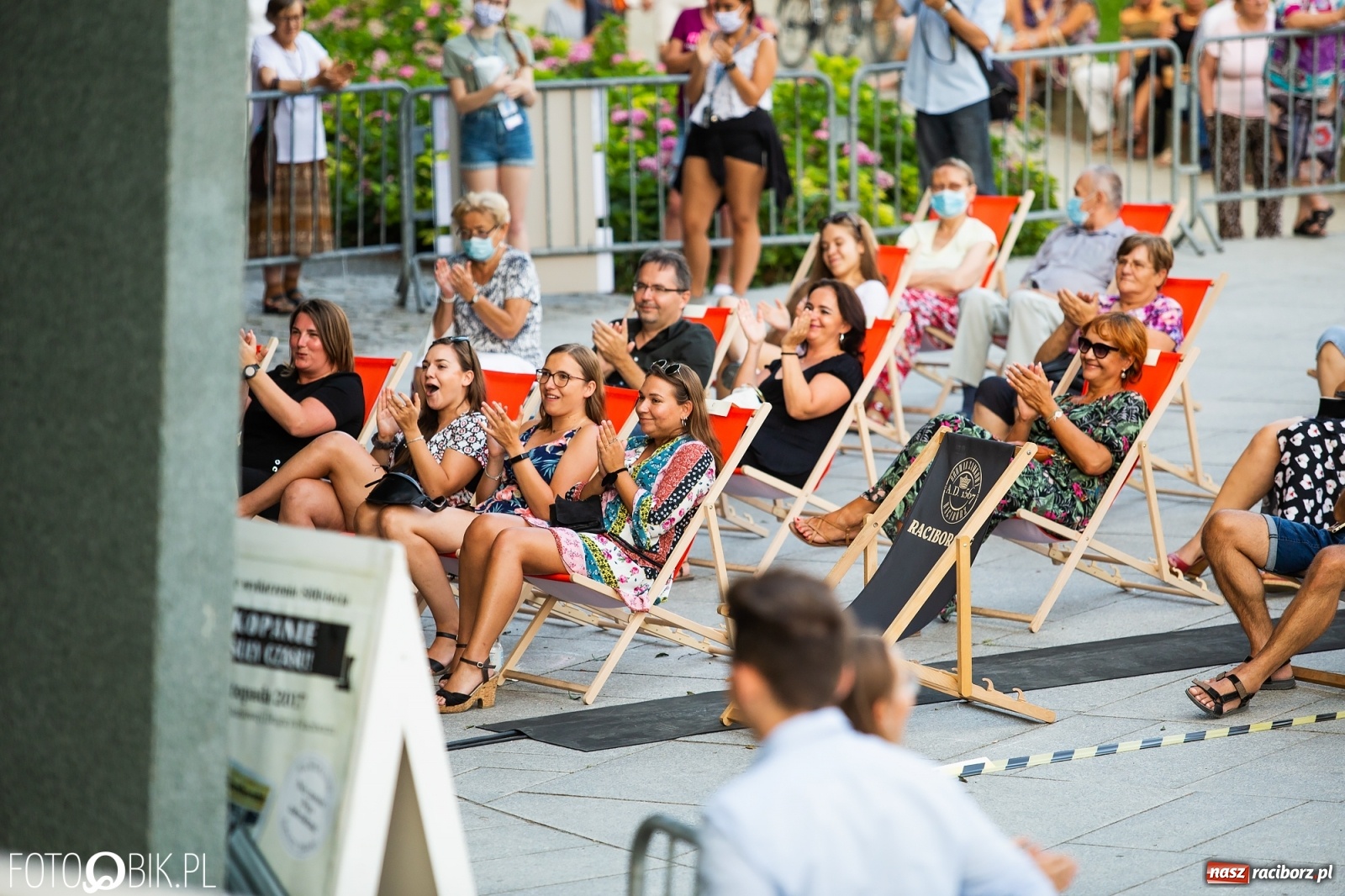 Zdjęcie w galerii na portalu naszraciborz.pl: Debiutancki koncert Janka Górki w parku Roth wiadomości z regionu