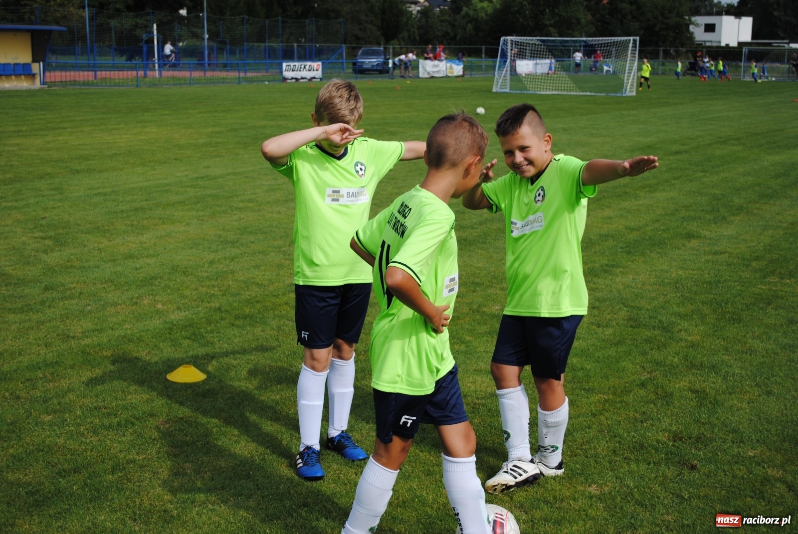 Zdjęcie w galerii na portalu naszraciborz.pl: Orliki LKS Tworków na podium turnieju w Czechach wiadomości z regionu