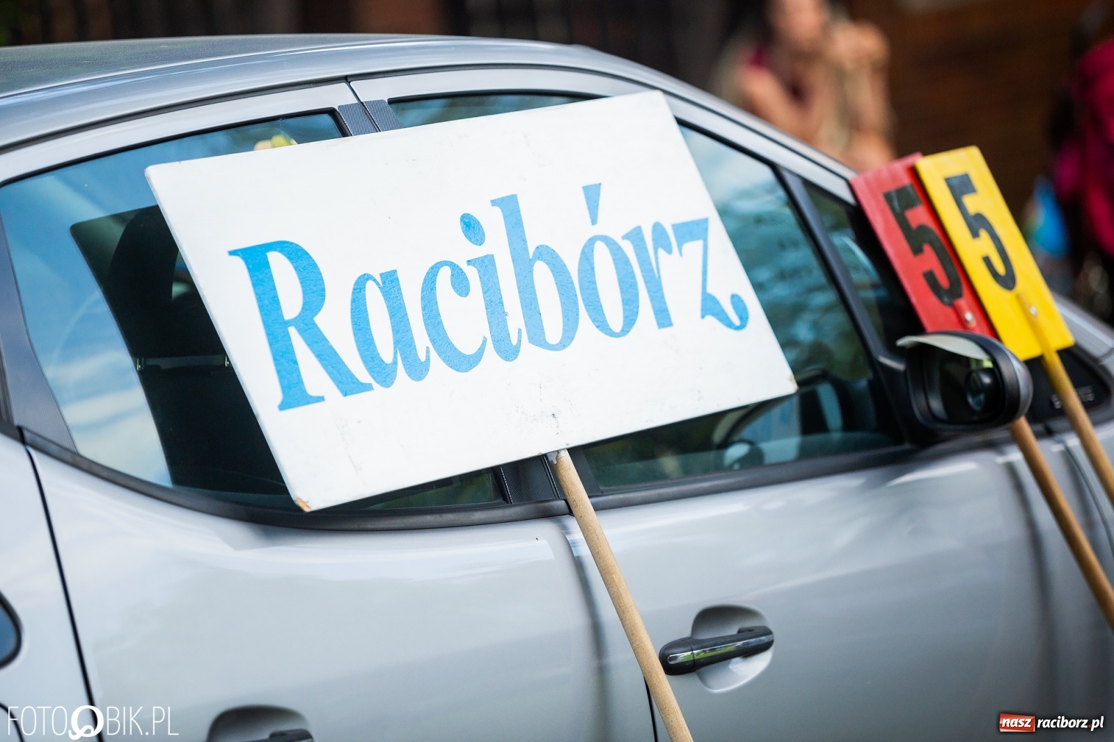 Zdjęcie w galerii na portalu naszraciborz.pl: Raciborska pielgrzymka na Jasną Górę w formie sztafety wiadomości z regionu