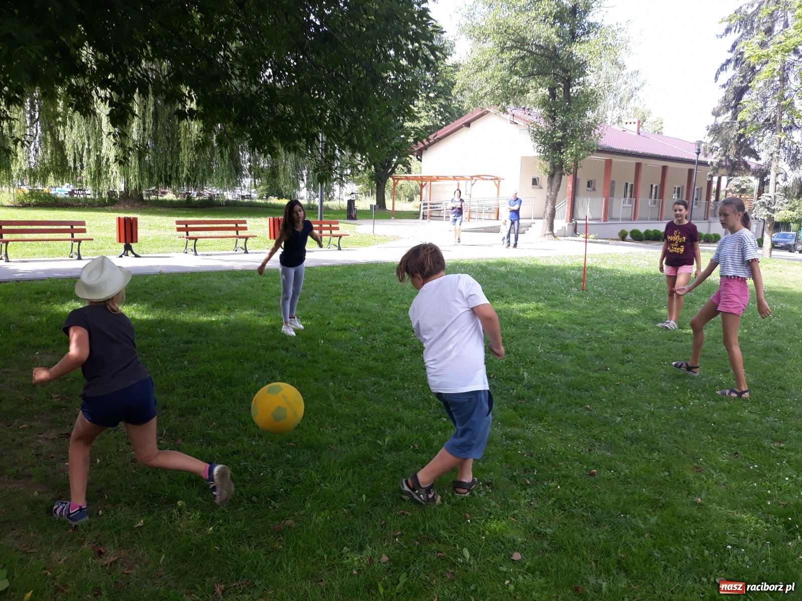 Zdjęcie w galerii na portalu naszraciborz.pl: RCK podsumowało zajęcia Na dworze w Oborze wiadomości z regionu