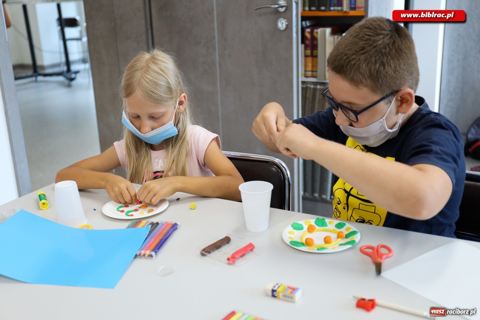 Zdjęcie w galerii na portalu naszraciborz.pl: Przygoda czeka… w bibliotece  wiadomości z regionu