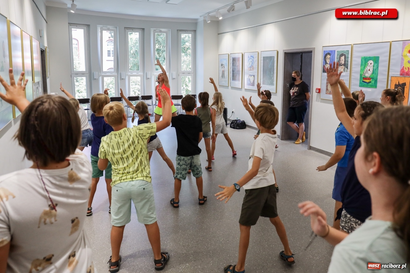 Zdjęcie w galerii na portalu naszraciborz.pl: Przygoda czeka… w bibliotece  wiadomości z regionu