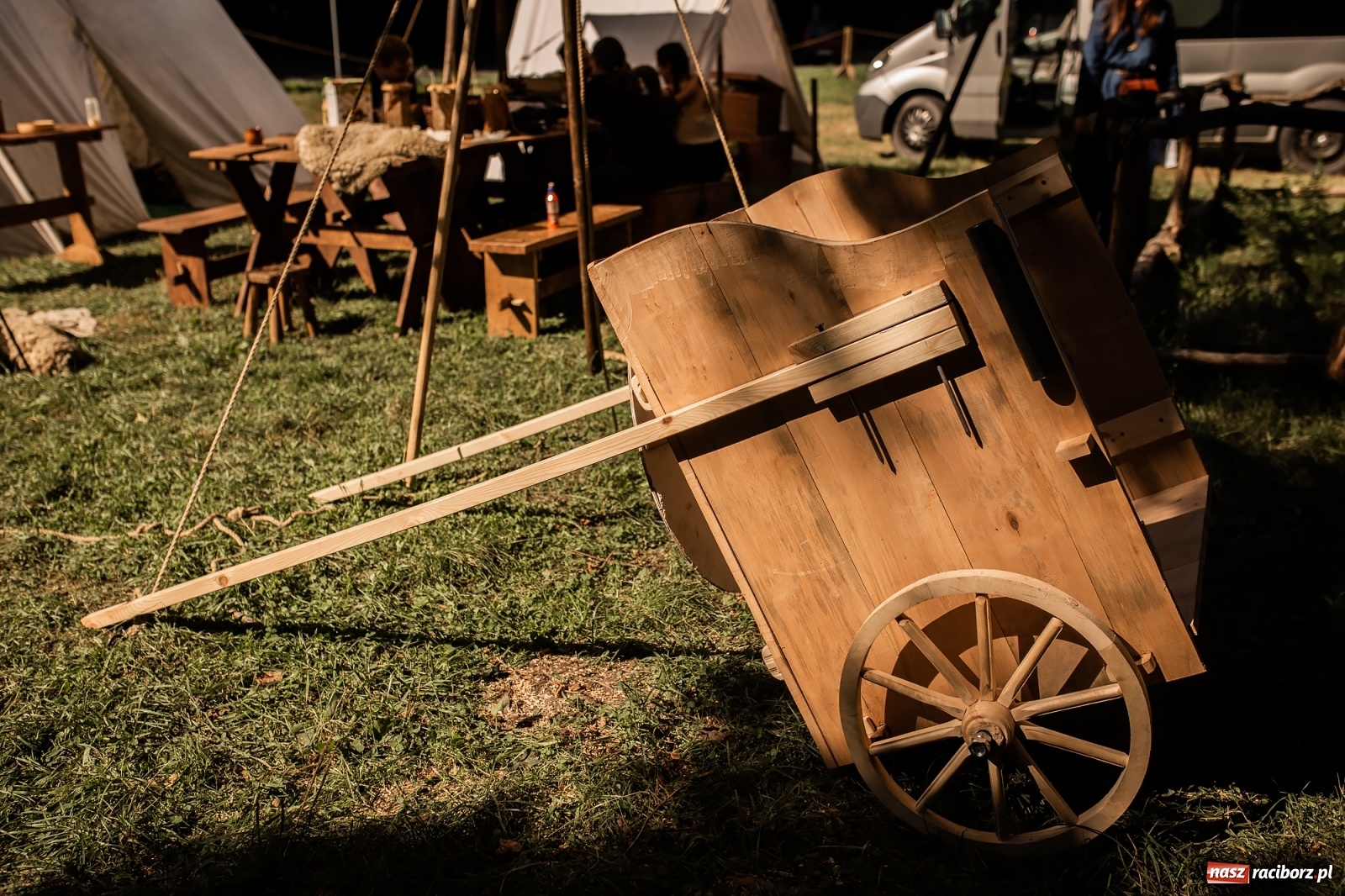 Zdjęcie w galerii na portalu naszraciborz.pl: Ruszył Piknik Na Grodzie z historią w tle [FOTO i WIDEO] wiadomości z regionu