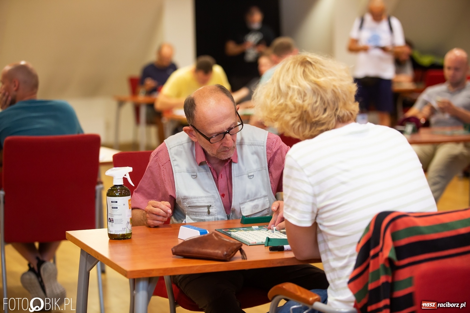 Zdjęcie w galerii na portalu naszraciborz.pl: Ogólnopolskie Mistrzostwa Raciborza w Scrabble na zamku wiadomości z regionu