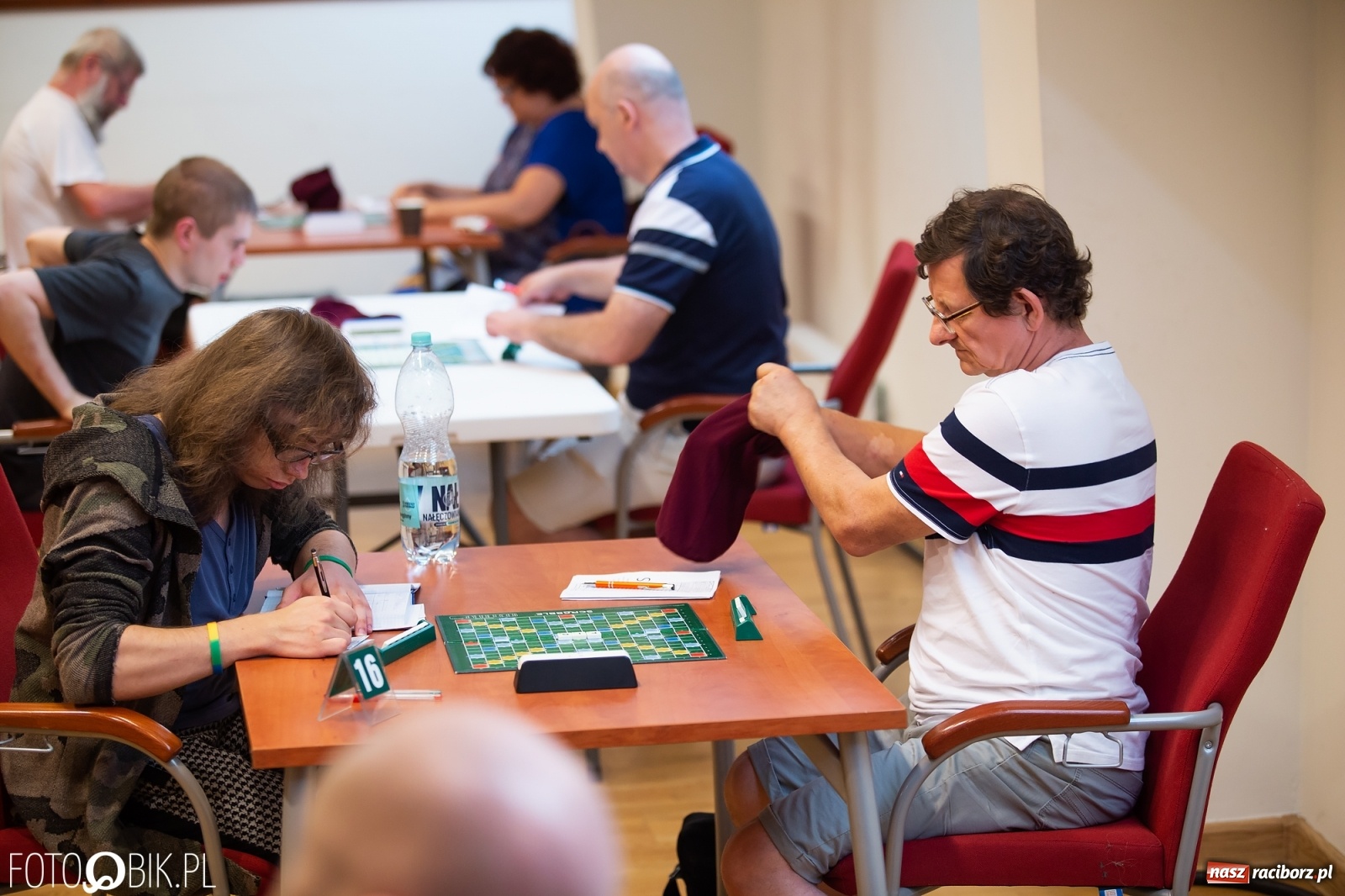 Zdjęcie w galerii na portalu naszraciborz.pl: Ogólnopolskie Mistrzostwa Raciborza w Scrabble na zamku wiadomości z regionu