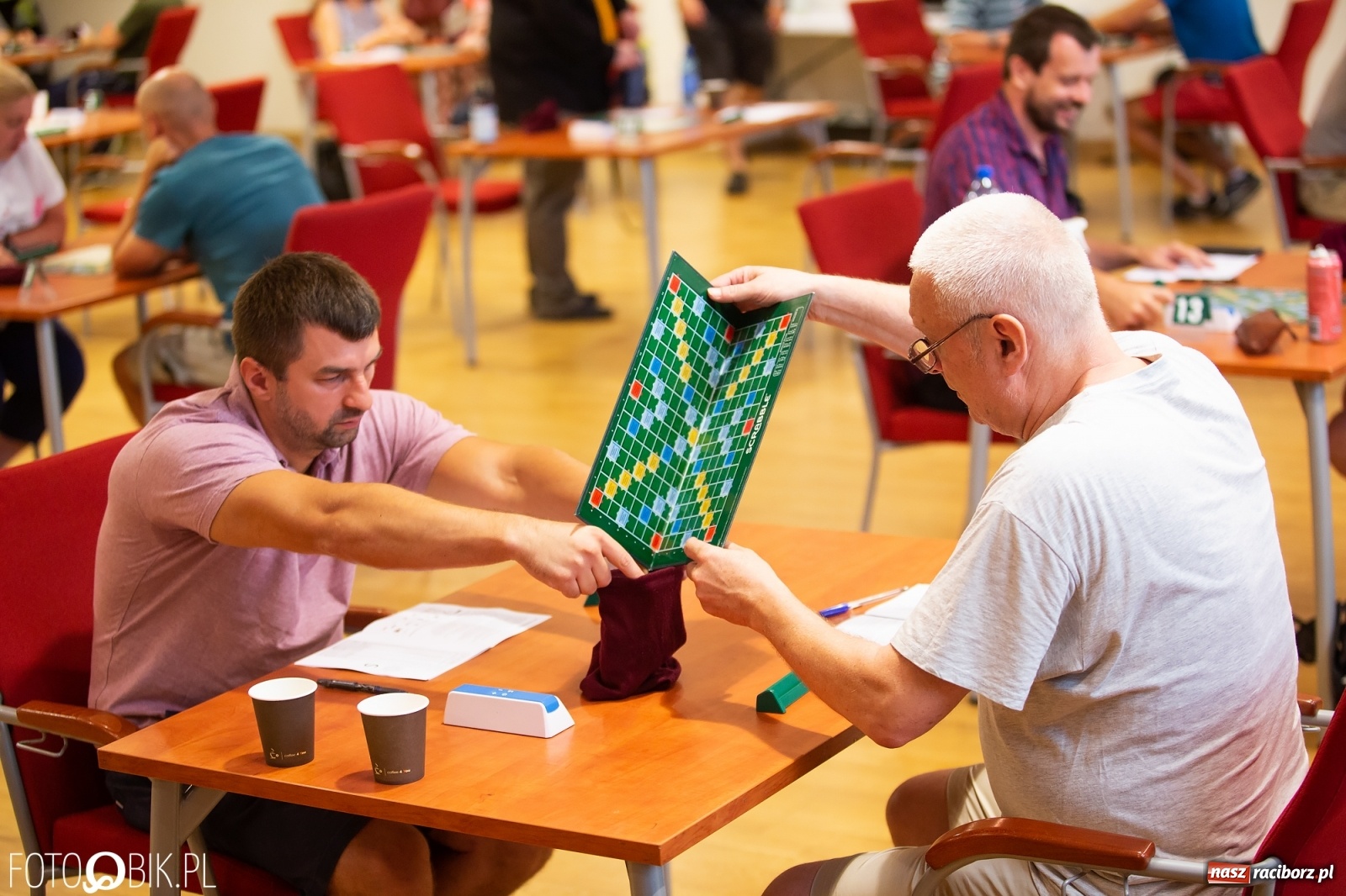 Zdjęcie w galerii na portalu naszraciborz.pl: Ogólnopolskie Mistrzostwa Raciborza w Scrabble na zamku wiadomości z regionu