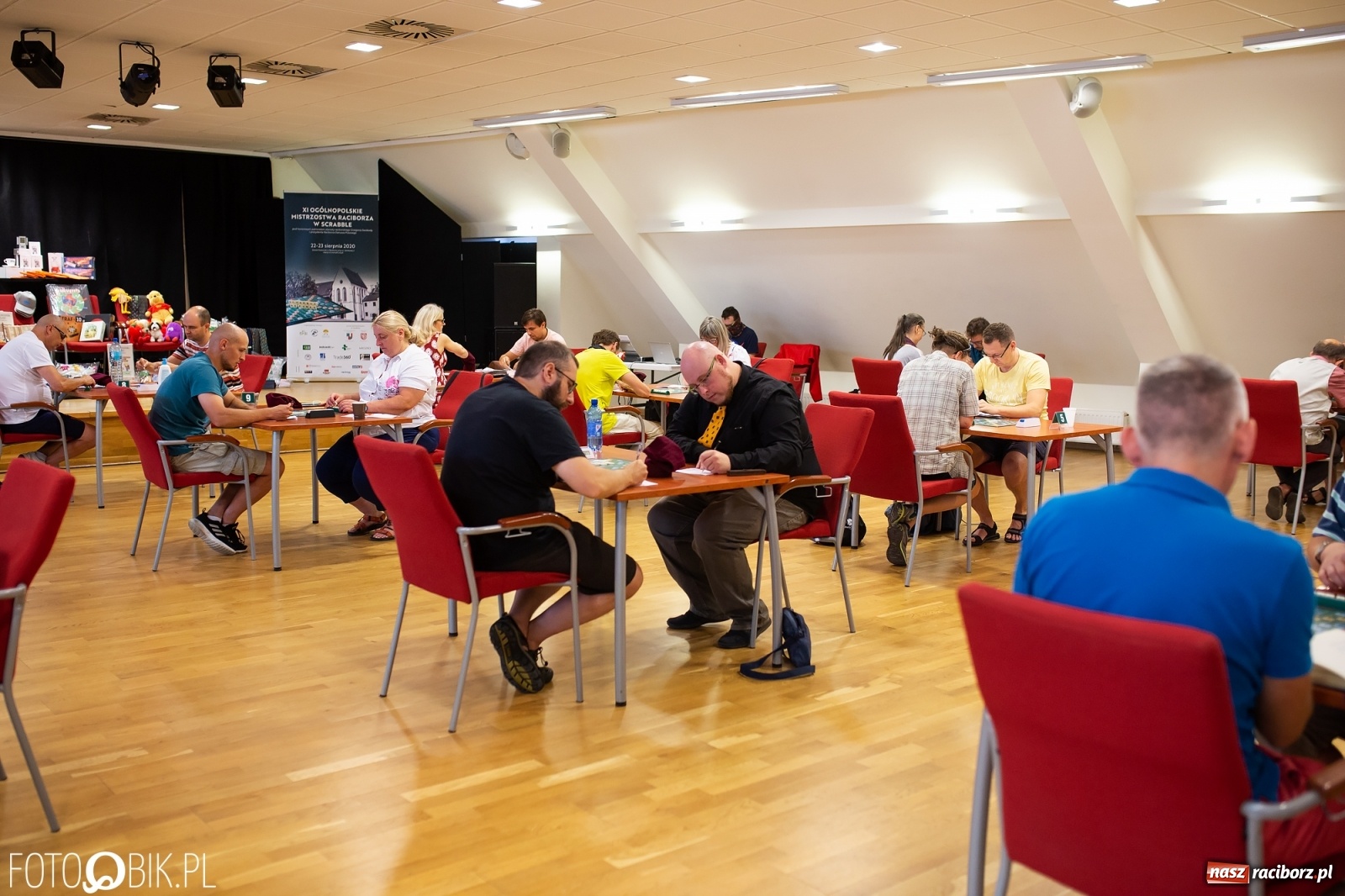 Zdjęcie w galerii na portalu naszraciborz.pl: Ogólnopolskie Mistrzostwa Raciborza w Scrabble na zamku wiadomości z regionu