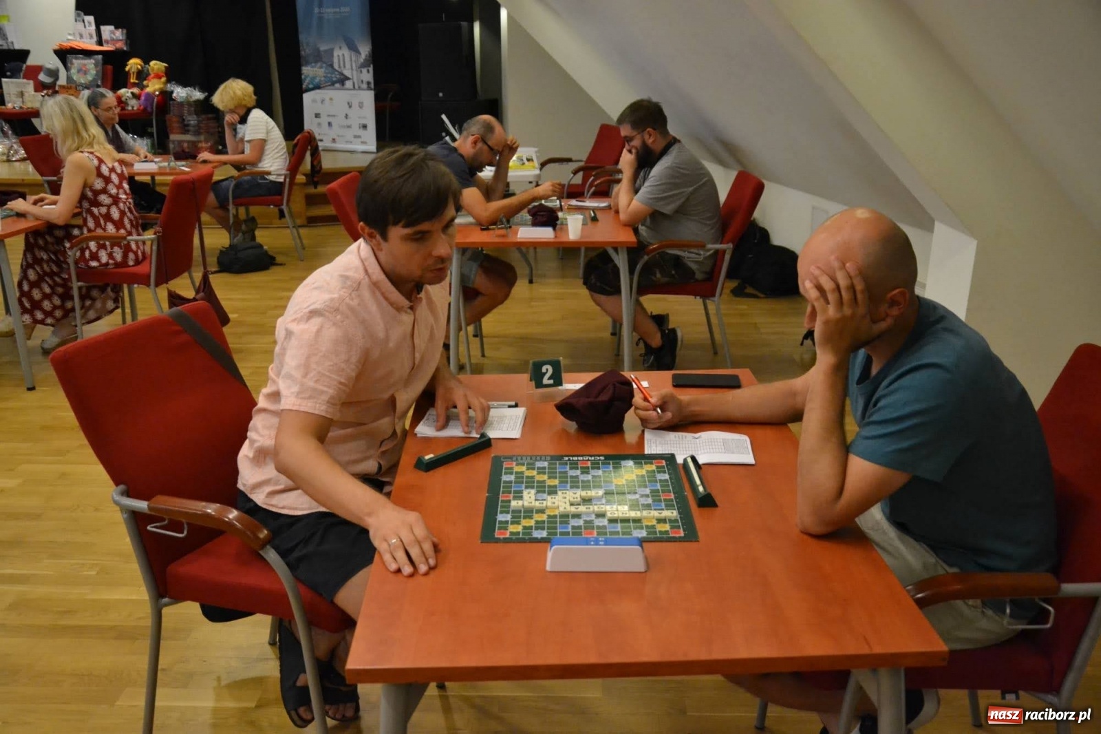 Zdjęcie w galerii na portalu naszraciborz.pl: Ogólnopolskie Mistrzostwa Raciborza w Scrabble na zamku wiadomości z regionu