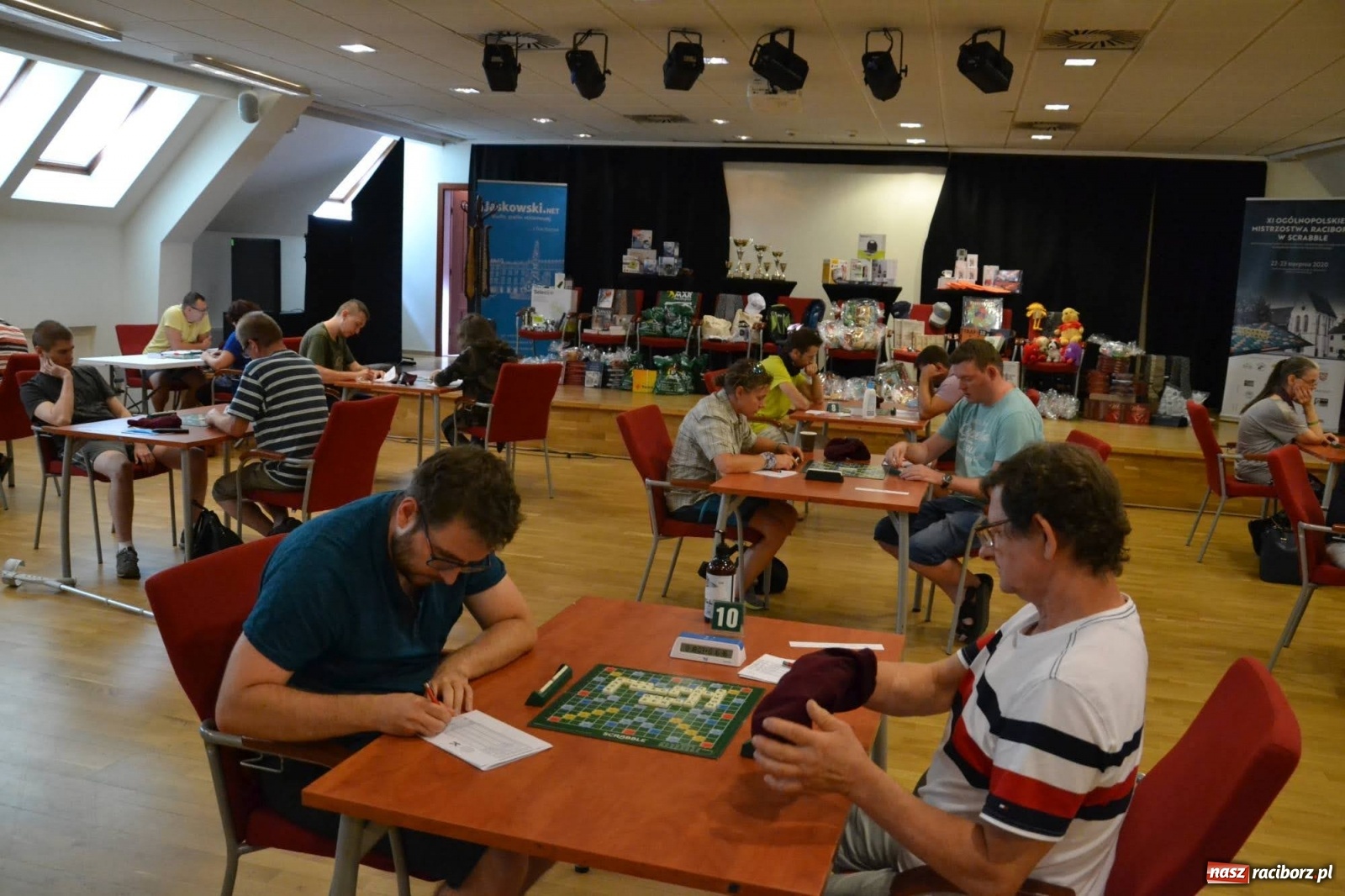 Zdjęcie w galerii na portalu naszraciborz.pl: Ogólnopolskie Mistrzostwa Raciborza w Scrabble na zamku wiadomości z regionu