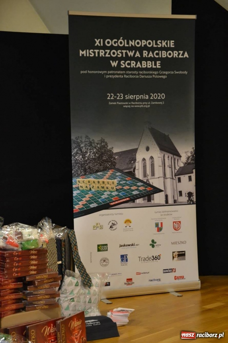 Zdjęcie w galerii na portalu naszraciborz.pl: Ogólnopolskie Mistrzostwa Raciborza w Scrabble na zamku wiadomości z regionu