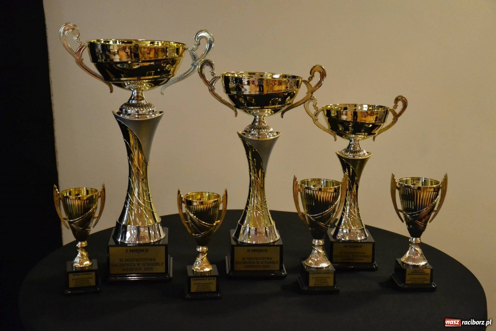 Zdjęcie w galerii na portalu naszraciborz.pl: Ogólnopolskie Mistrzostwa Raciborza w Scrabble na zamku wiadomości z regionu