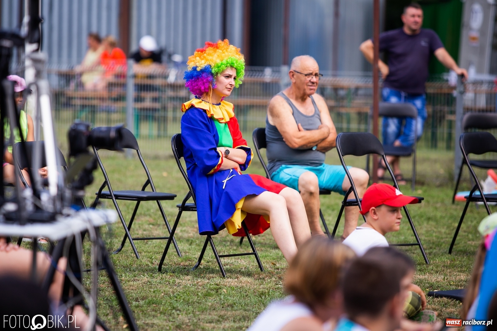 Zdjęcie w galerii na portalu naszraciborz.pl: Objazdowy Festiwal Teatralny na boisku w Babicach [FOTO] wiadomości z regionu
