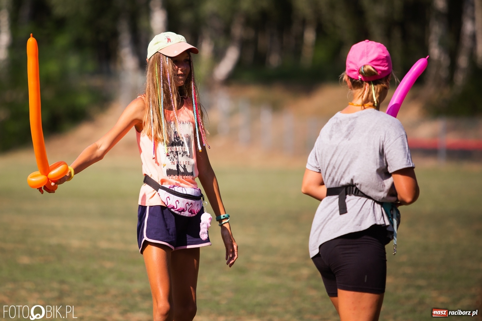 Zdjęcie w galerii na portalu naszraciborz.pl: Objazdowy Festiwal Teatralny na boisku w Babicach [FOTO] wiadomości z regionu