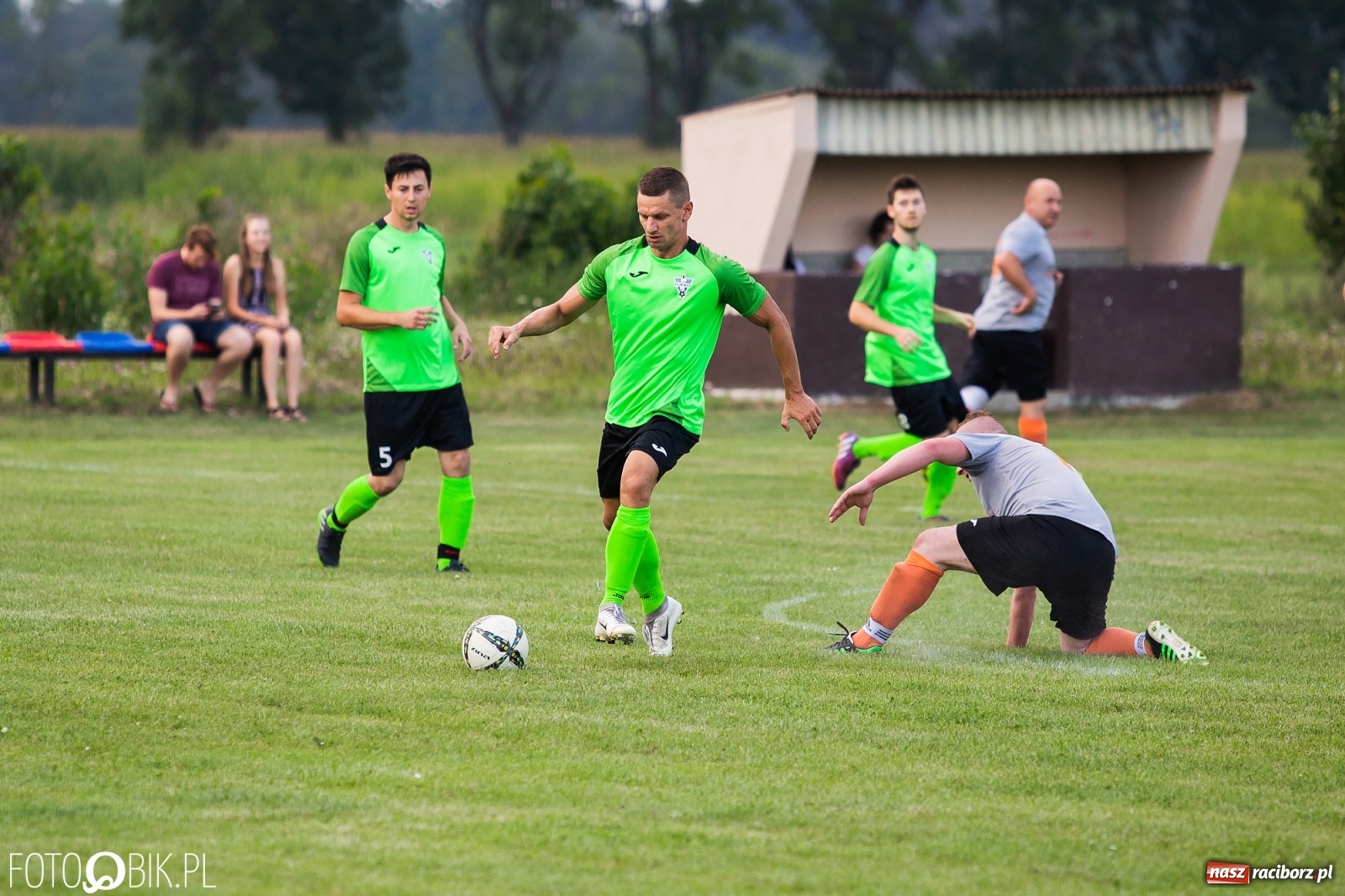 Zdjęcie w galerii na portalu naszraciborz.pl: C klasa. Udana inauguracja Wojnowic [FOTO] wiadomości z regionu