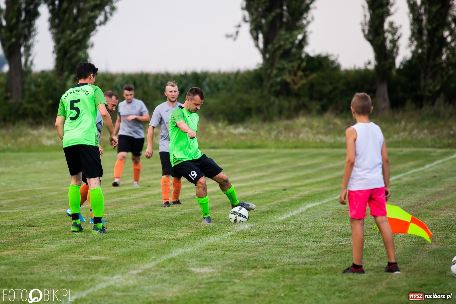 Zdjęcie w galerii na portalu naszraciborz.pl: C klasa. Udana inauguracja Wojnowic [FOTO] wiadomości z regionu