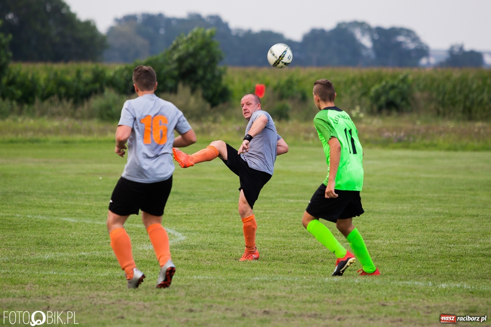 Zdjęcie w galerii na portalu naszraciborz.pl: C klasa. Udana inauguracja Wojnowic [FOTO] wiadomości z regionu