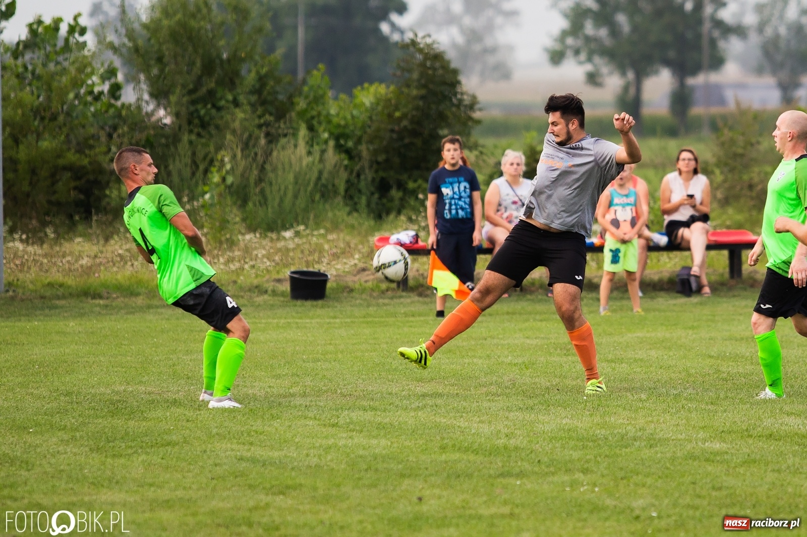 Zdjęcie w galerii na portalu naszraciborz.pl: C klasa. Udana inauguracja Wojnowic [FOTO] wiadomości z regionu