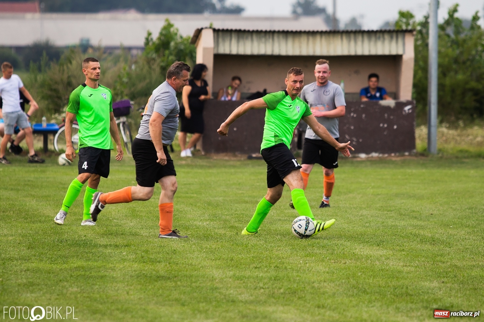 Zdjęcie w galerii na portalu naszraciborz.pl: C klasa. Udana inauguracja Wojnowic [FOTO] wiadomości z regionu