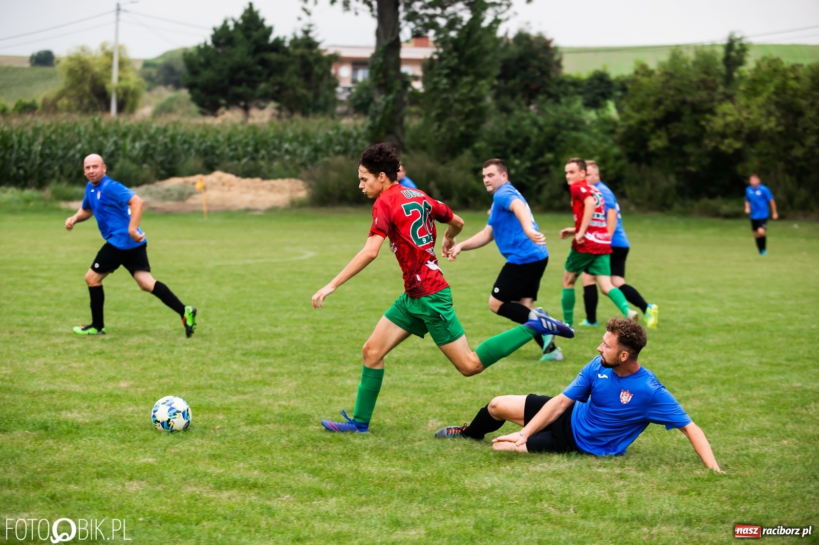 Zdjęcie w galerii na portalu naszraciborz.pl: Kanonada w Bojanowie. Ekipa rezerw Turzy Śląskiej górą [FOTO] wiadomości z regionu