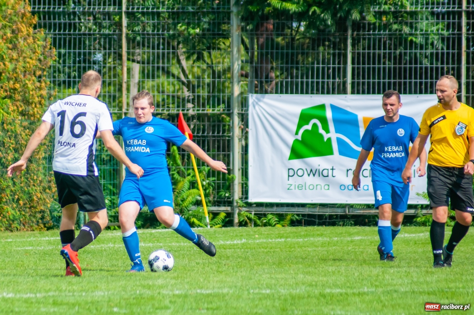 Zdjęcie w galerii na portalu naszraciborz.pl: C klasa. Derby Raciborza na remis [FOTO i WIDEO] wiadomości z regionu