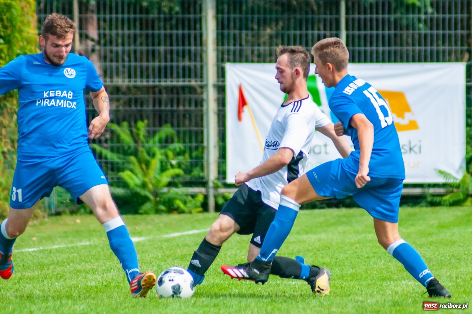 Zdjęcie w galerii na portalu naszraciborz.pl: C klasa. Derby Raciborza na remis [FOTO i WIDEO] wiadomości z regionu