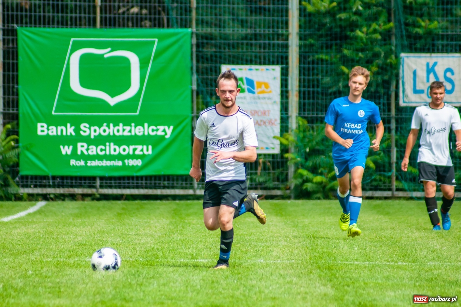 Zdjęcie w galerii na portalu naszraciborz.pl: C klasa. Derby Raciborza na remis [FOTO i WIDEO] wiadomości z regionu
