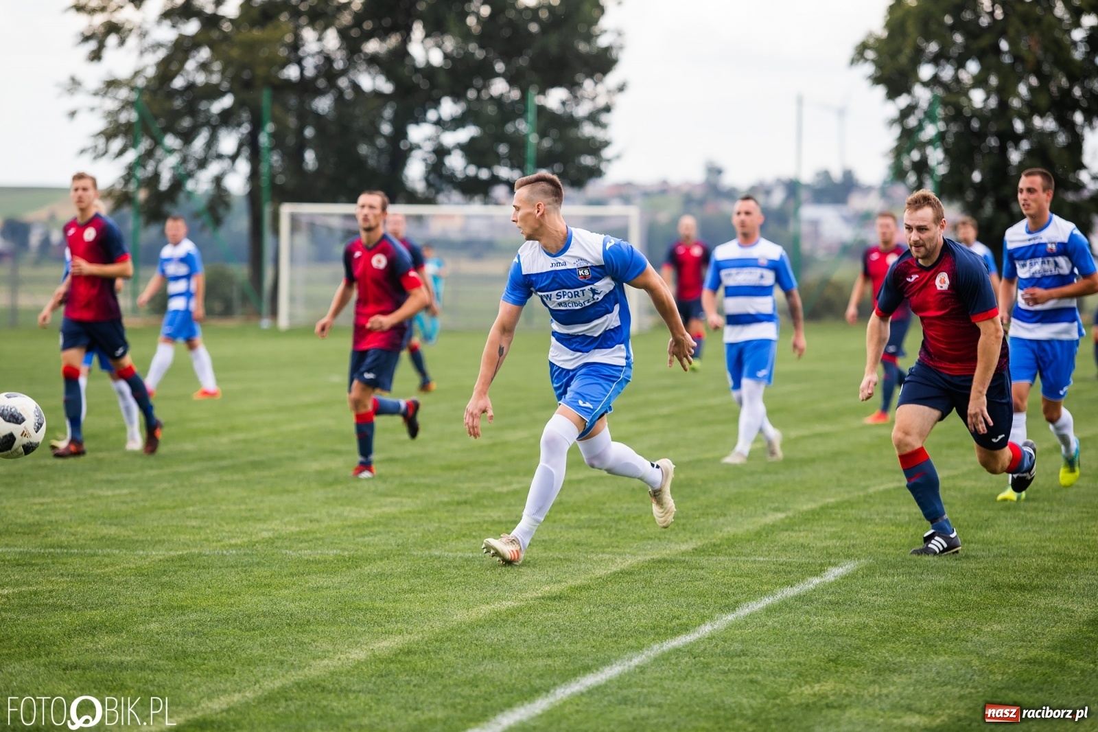 Zdjęcie w galerii na portalu naszraciborz.pl: Niespodzianka w derbach gminy. Krzanowice lepsze od Borucina [FOTO] wiadomości z regionu