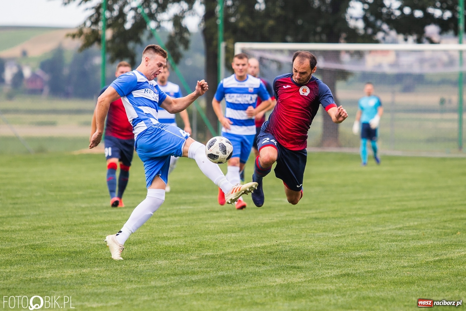 Zdjęcie w galerii na portalu naszraciborz.pl: Niespodzianka w derbach gminy. Krzanowice lepsze od Borucina [FOTO] wiadomości z regionu