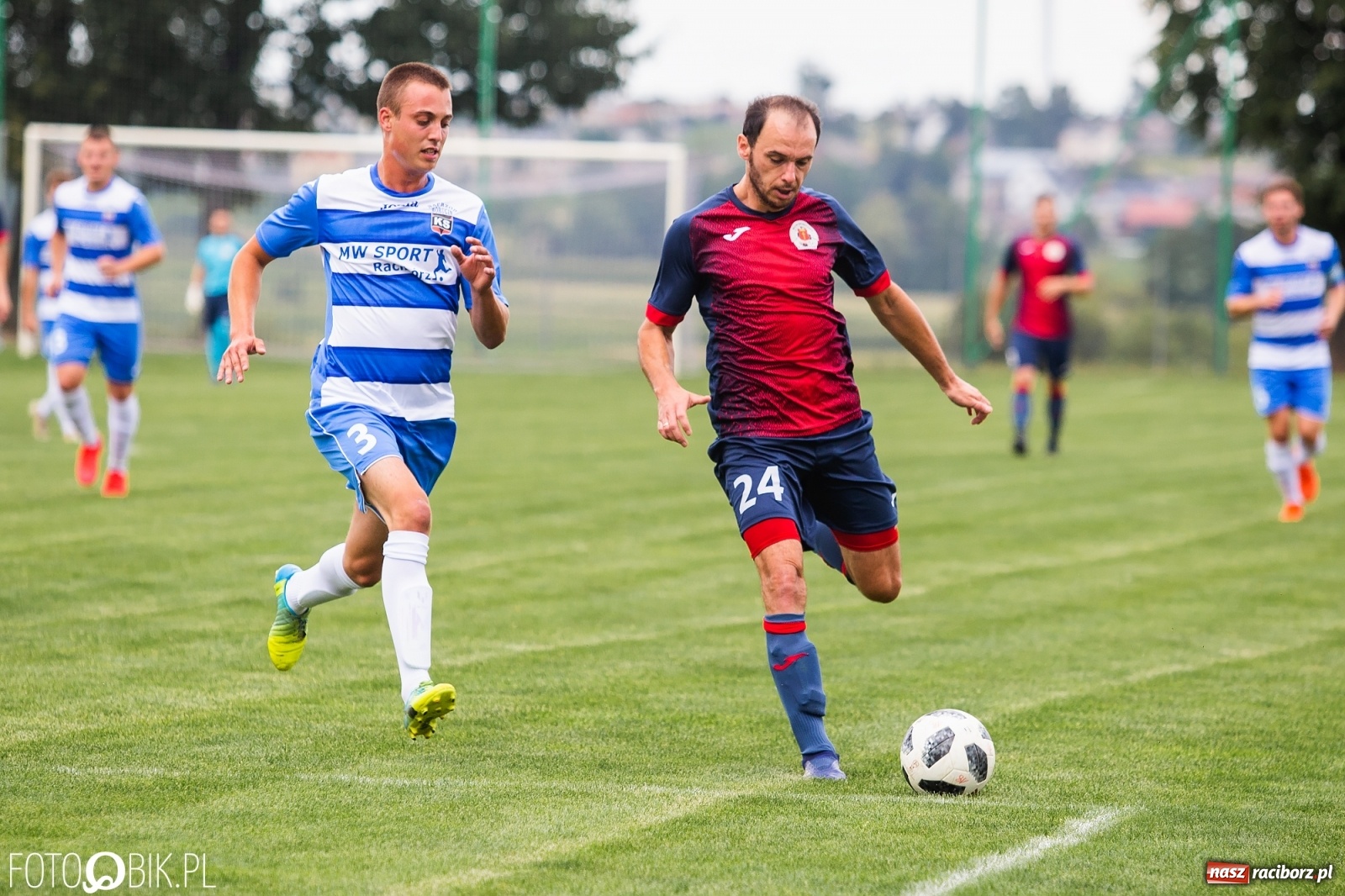 Zdjęcie w galerii na portalu naszraciborz.pl: Niespodzianka w derbach gminy. Krzanowice lepsze od Borucina [FOTO] wiadomości z regionu