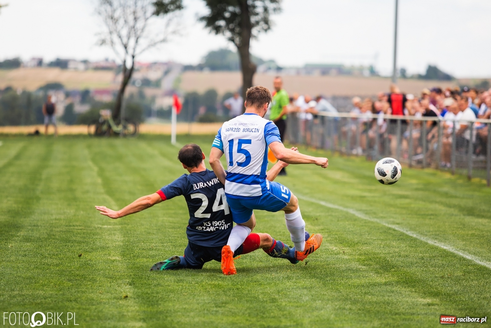 Zdjęcie w galerii na portalu naszraciborz.pl: Niespodzianka w derbach gminy. Krzanowice lepsze od Borucina [FOTO] wiadomości z regionu