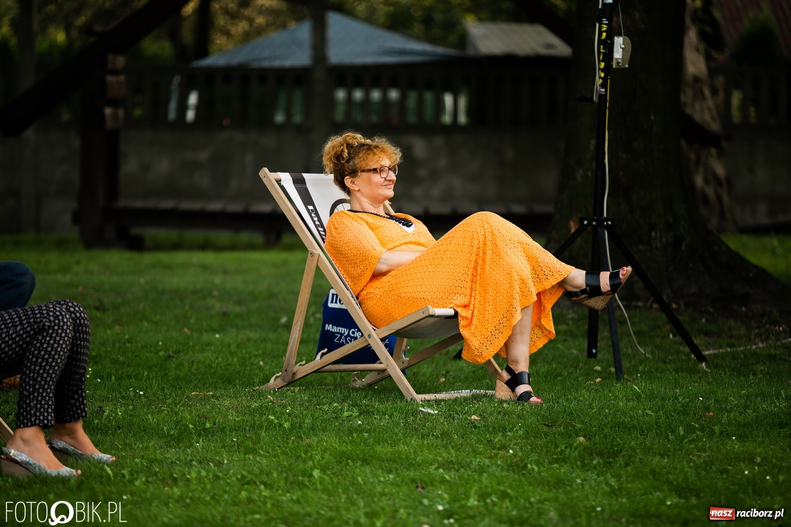 Zdjęcie w galerii na portalu naszraciborz.pl: Recital pt. Piosenka jest dobra na wszystko w Ogrodzie Kultury wiadomości z regionu