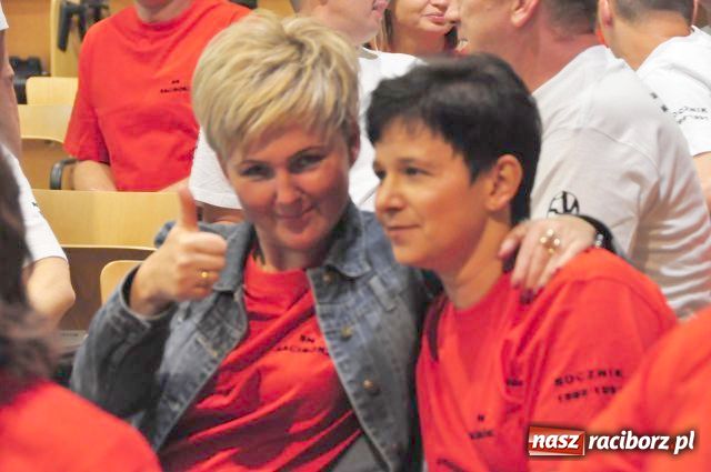 Zdjęcie w galerii na portalu naszraciborz.pl: Absolwenci zjechali do PWSZ wiadomości z regionu