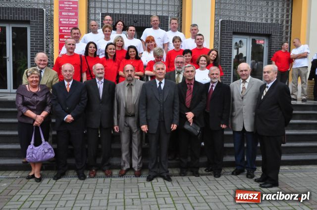 Zdjęcie w galerii na portalu naszraciborz.pl: Absolwenci zjechali do PWSZ wiadomości z regionu