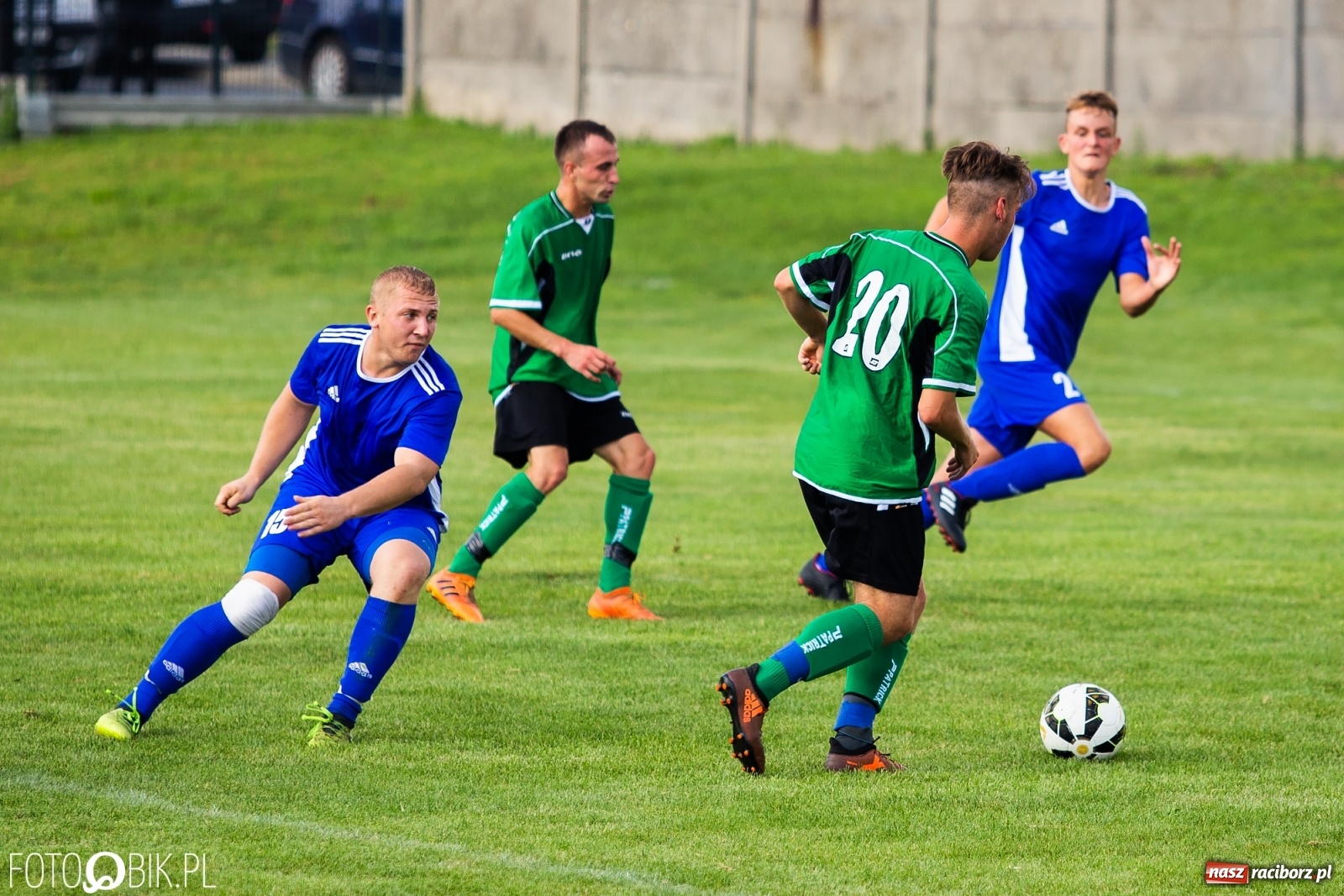 Zdjęcie w galerii na portalu naszraciborz.pl: Wyrównane derby przy Urbana dla rezerw Studziennej [FOTO] wiadomości z regionu