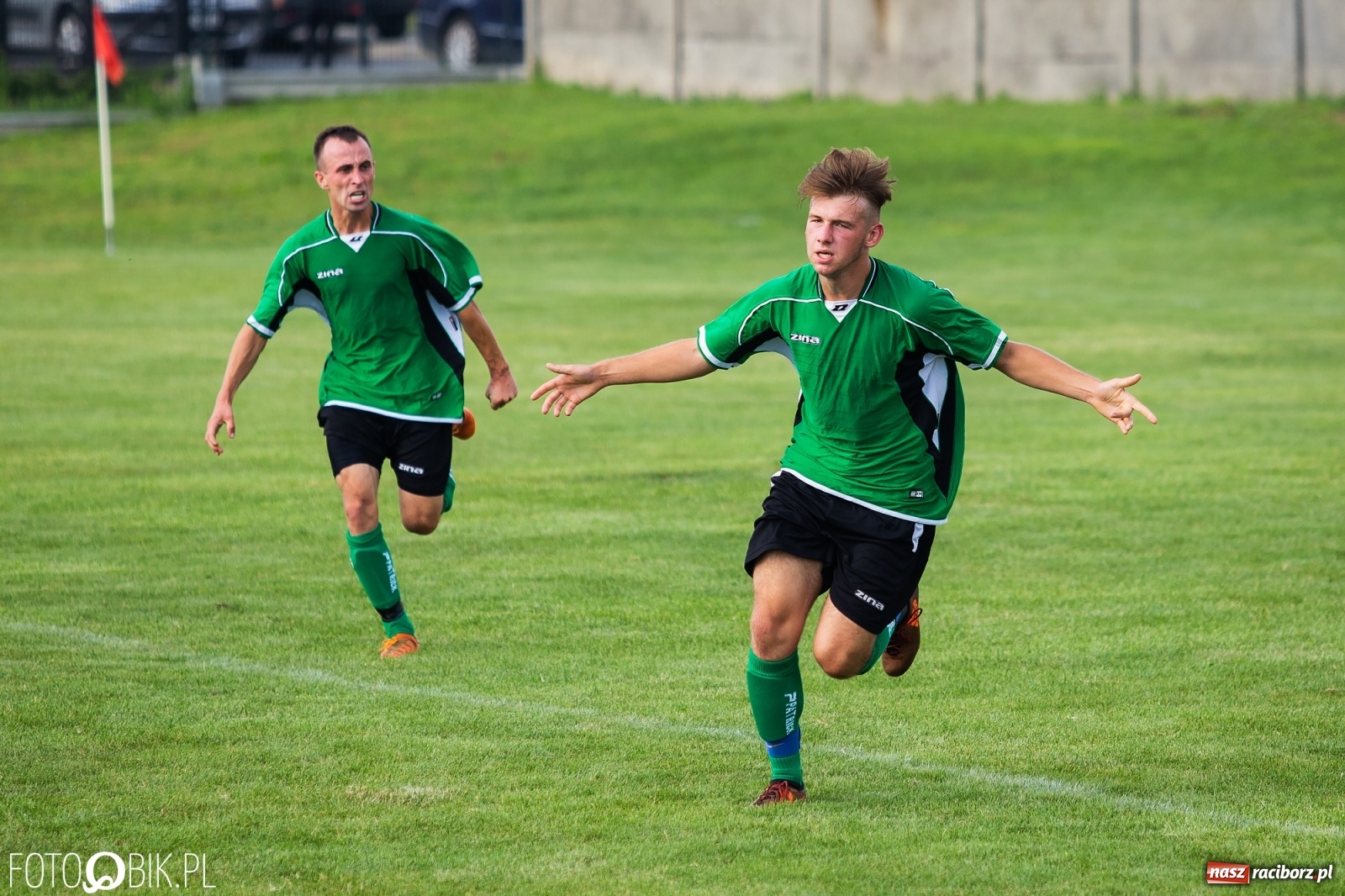 Zdjęcie w galerii na portalu naszraciborz.pl: Wyrównane derby przy Urbana dla rezerw Studziennej [FOTO] wiadomości z regionu
