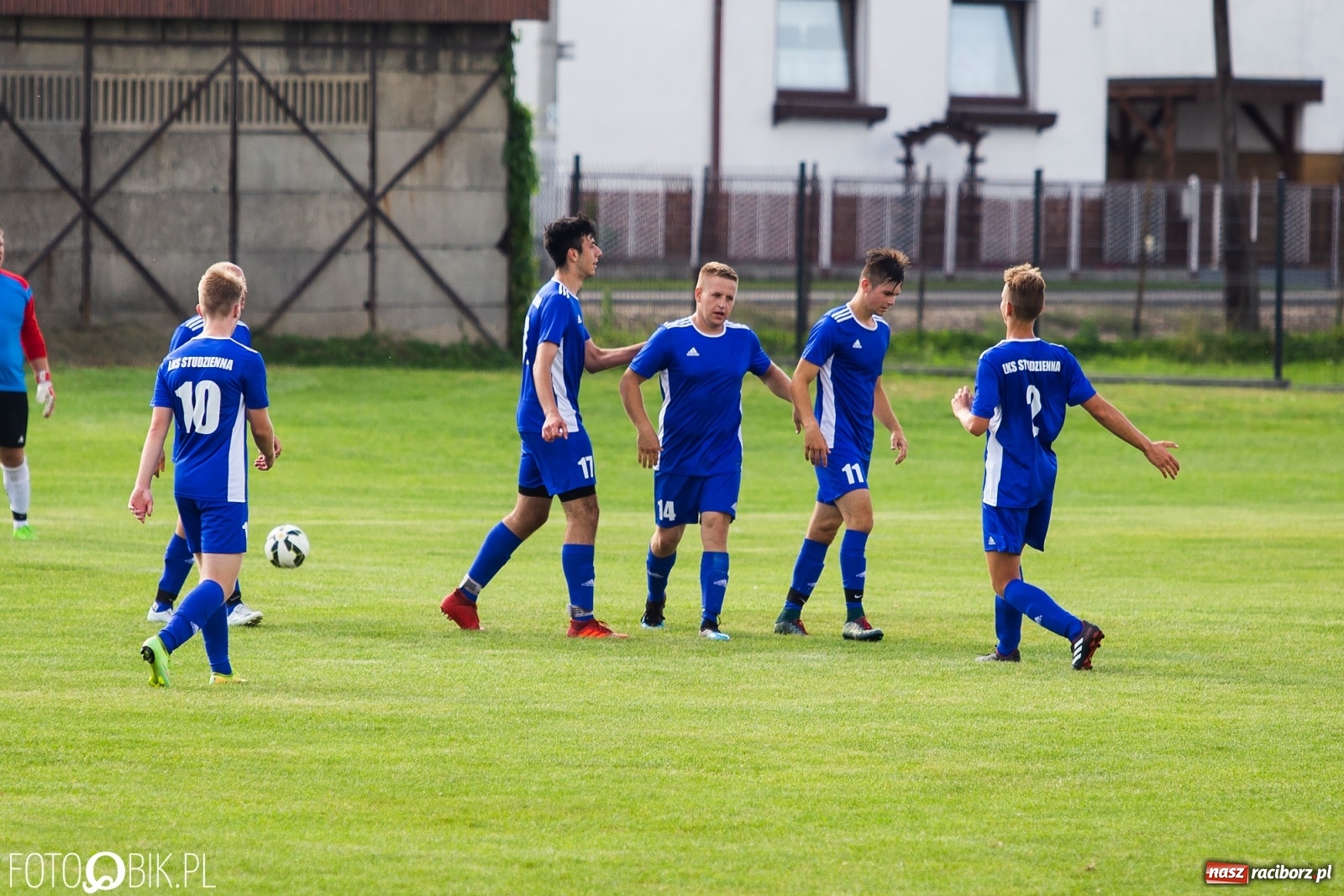 Zdjęcie w galerii na portalu naszraciborz.pl: Wyrównane derby przy Urbana dla rezerw Studziennej [FOTO] wiadomości z regionu