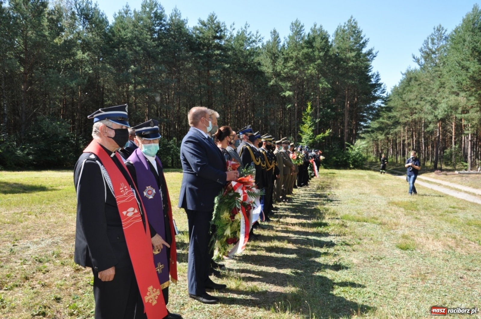 Zdjęcie w galerii na portalu naszraciborz.pl: Upamiętniono 28. rocznicę pożaru w Kuźni Raciborskiej  wiadomości z regionu
